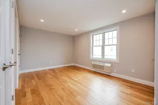 661 W Broadway, Long Beach, NY 11561 - Photo 14