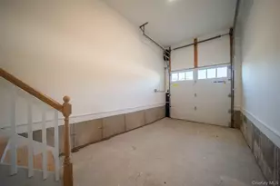 60 Ramble Ln, Levittown, NY 11756 - Photo 42