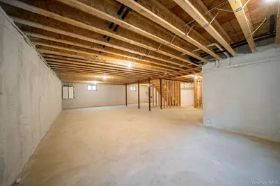 60 Ramble Lane, Levittown, NY 11756 - Photo 40