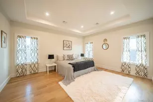 60 Ramble Ln, Levittown, NY 11756 - Photo 24