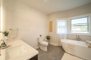 60 Ramble Ln, Levittown, NY 11756 - Photo 28