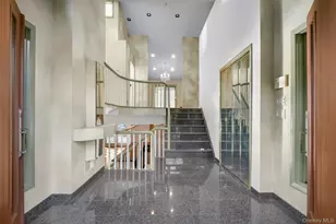 31 Clover Pl, New Rochelle, NY 10805 - Photo 6