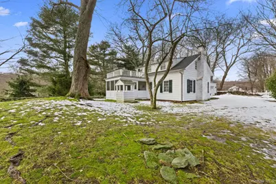 8 S Bedford Road, Pound Ridge, NY 10576 - Photo 2