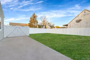 15 Macon St, Lindenhurst, NY 11757 - Photo 8