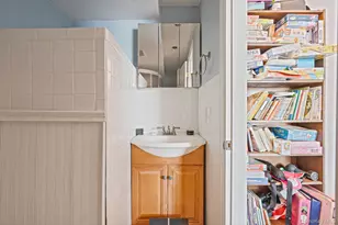 15 Macon St, Lindenhurst, NY 11757 - Photo 36