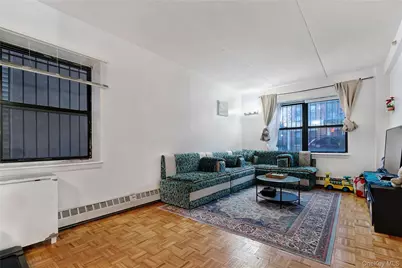 566 Gates Avenue #1B, Brooklyn, NY 11221 - Photo 1