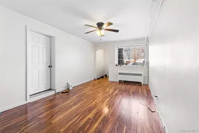 203-10 Murdock Avenue, Saint Albans, NY 11412 - Photo 2