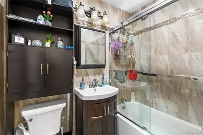 203-10 Murdock Avenue, Saint Albans, NY 11412 - Photo 12