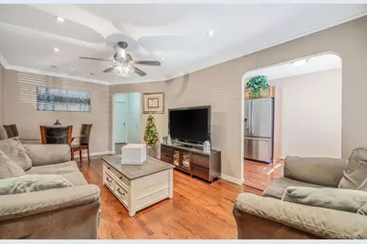 8615 77th Avenue, Glendale, NY 11385 - Photo 12