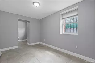 1021 E 213th St, Bronx, NY 10469 - Photo 20