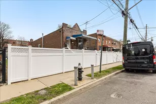 1021 E 213th St, Bronx, NY 10469 - Photo 10