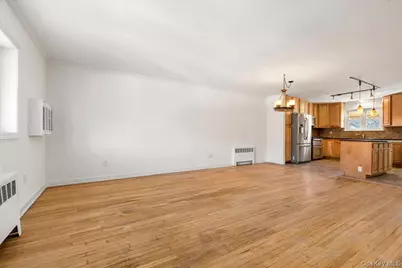 238A Throggs Neck Boulevard, Bronx, NY 10465 - Photo 18