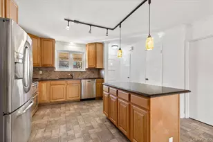 238A Throggs Neck Blvd, Bronx, NY 10465 - Photo 4