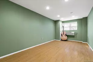 238A Throggs Neck Blvd, Bronx, NY 10465 - Photo 28