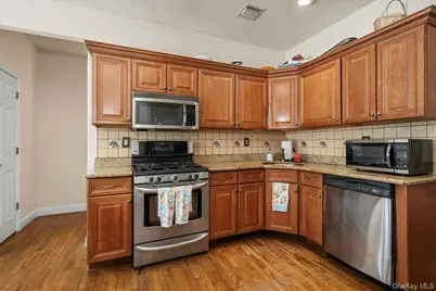 18 Coach House Court, New Windsor, NY 12553 - Photo 12