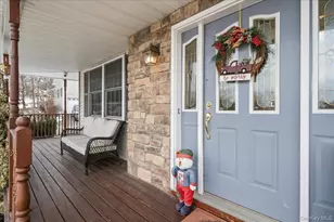 18 Coach House Ct, New Windsor, NY 12553 - Photo 4