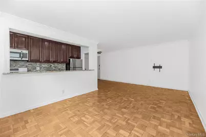 1 Vincent Road #1G, Bronxville, NY 10708 - Photo 6