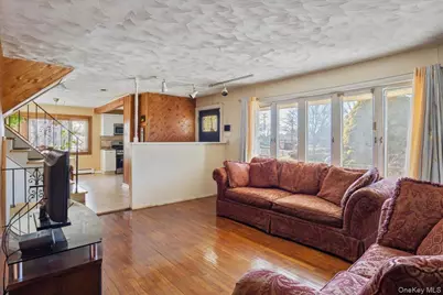 25 Ford Drive W, Massapequa, NY 11758 - Photo 2