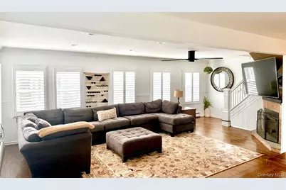 38 E Hamilton Avenue, Massapequa, NY 11758 - Photo 2