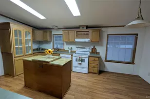 418 Frozen Ridge Rd, Marlboro, NY 12542 - Photo 4