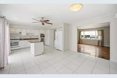 40 Pittsford Way, Nanuet, NY 10954 - Photo 6