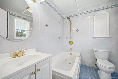 40 Pittsford Way, Nanuet, NY 10954 - Photo 12