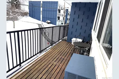 3 Wyndover Woods Lane #10, White Plains, NY 10603 - Photo 2