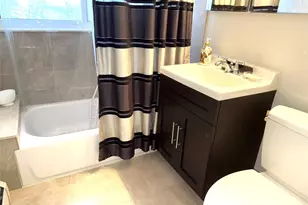 3 Wyndover Woods Ln, White Plains, NY 10603 - Photo 8