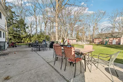 98 Auborn Avenue, Shirley, NY 11967 - Photo 30
