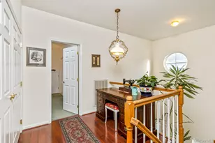 477 Woodscreek Ct, Moriches, NY 11955 - Photo 8