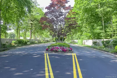 477 Woodscreek Court, Moriches, NY 11955 - Photo 30