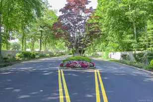 477 Woodscreek Ct, Moriches, NY 11955 - Photo 30