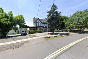 57 Pintard Ave, New Rochelle, NY 10801 - Photo 22