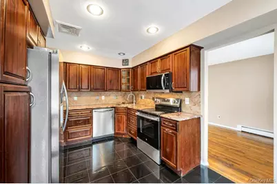 7 Carto Circle, Deer Park, NY 11729 - Photo 18