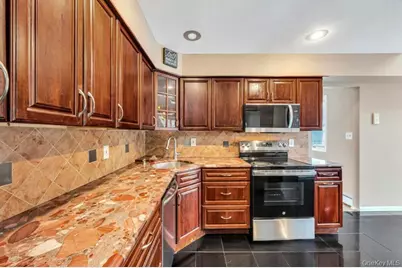 7 Carto Circle, Deer Park, NY 11729 - Photo 14