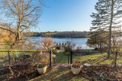 1375 W Main Street, Riverhead, NY 11901 - Photo 38