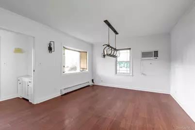 265 Jefferson Street, Franklin Square, NY 11010 - Photo 2