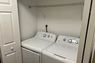 43 Springwood Dr, North Babylon, NY 11703 - Photo 6