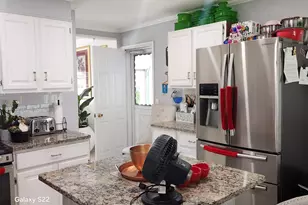 46 Randolph Rd, White Plains, NY 10607 - Photo 6