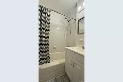 63-11 Queens Boulevard #D21, Woodside, NY 11347 - Photo 18