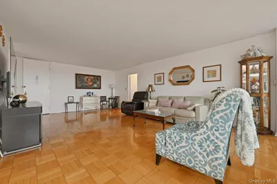166-25 Powells Cove Boulevard #18G, Whitestone, NY 11357 - Photo 6