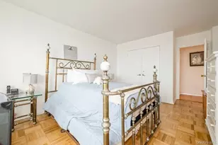 166-25 Powells Cove Blvd, Whitestone, NY 11357 - Photo 20