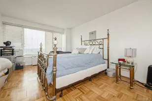 166-25 Powells Cove Blvd, Whitestone, NY 11357 - Photo 18