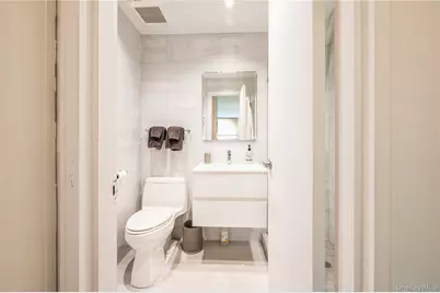 4475 Douglas, Bronx, NY 10471 - Photo 22