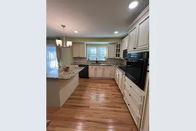 1 Bristol Court, New City, NY 10956 - Photo 6