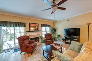 4 Chelsea Dr, Smithtown, NY 11787 - Photo 10