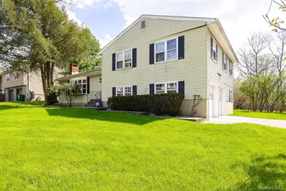 59 Carriage Hill Lane, Poughkeepsie, NY 12603 - Photo 20