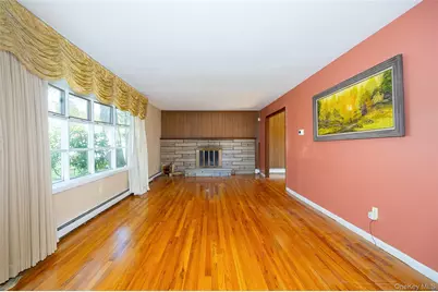 59 Carriage Hill Lane, Poughkeepsie, NY 12603 - Photo 2
