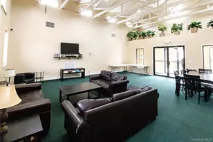 2449 F Union Blvd, Islip, NY 11751 - Photo 4