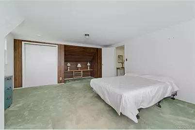 66 Woods Avenue, Malverne, NY 11565 - Photo 16